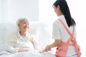 ー訪問美容室でパーマはできる？対応の可否と依頼前に知っておきたいポイントー